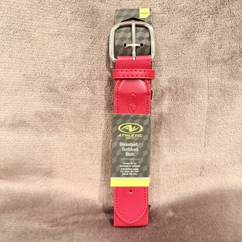 NWT Red Unisex Adult Baseball/ Softball belt